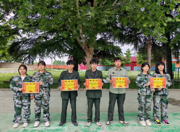 趣味运动绽活力，校园同心展风采——陕西防务技工学校2026年春季学期趣味运动会圆满落幕